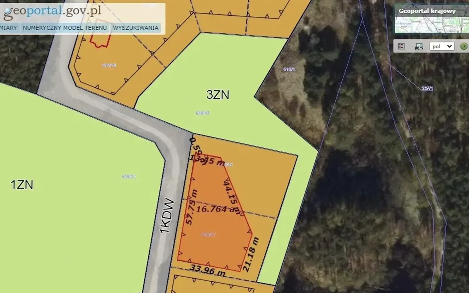 Wyrys z Geoportalu – działka 616/17 z wymiarami na tle planu miejscowego